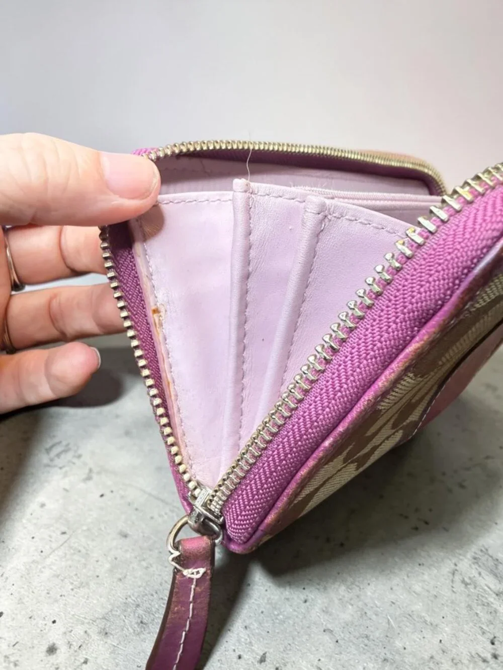 Coach Signature Accordion Wallet